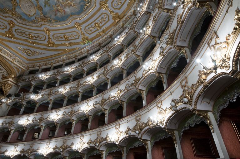 Piacenza, Teatro Municipale, scorcio dei palchi (foto Andrea Scardova, IBC) 2016